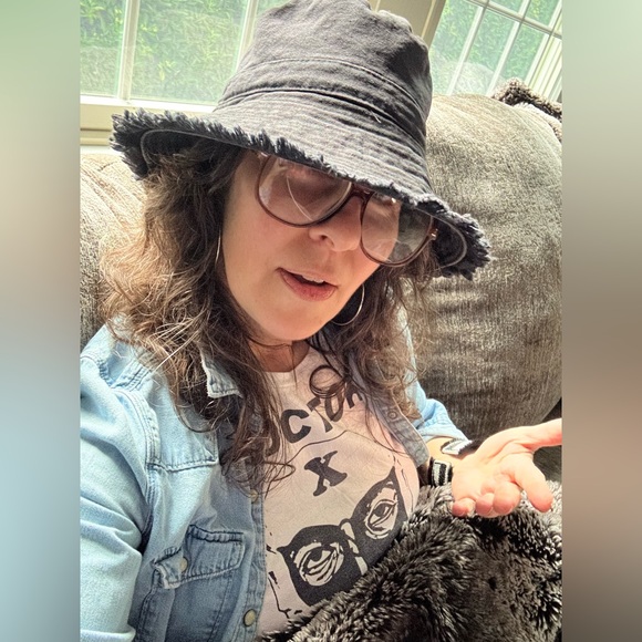 Black Canvas Bucket Hat - Picture 8 of 8